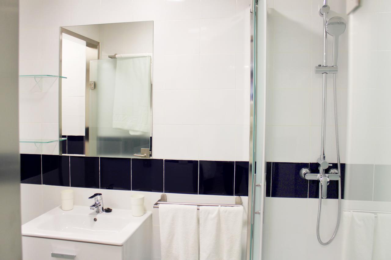 מדריד Apartamentos Funway מראה חיצוני תמונה