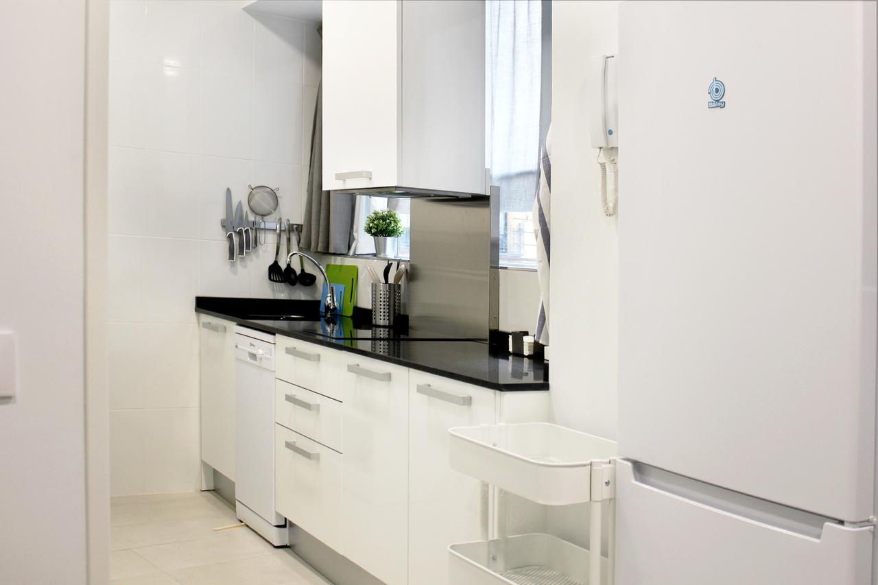 מדריד Apartamentos Funway מראה חיצוני תמונה